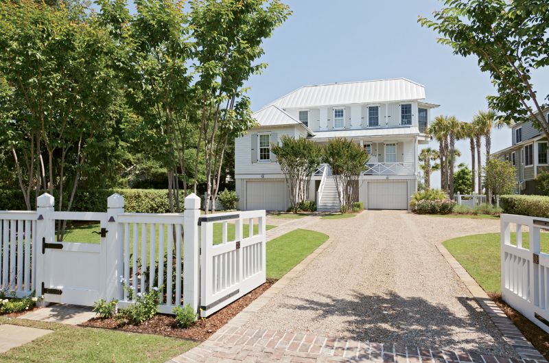 Front beach and center on Sullivan’s, this island home was built to mesh with old island ambiance, providing its owners a beautiful and easygoing retreat. Architect Beau Clowney, working with builders Daly &amp; Sawyer, gave the street side of the house a smaller scale, in keeping with old Sullivan’s charm...