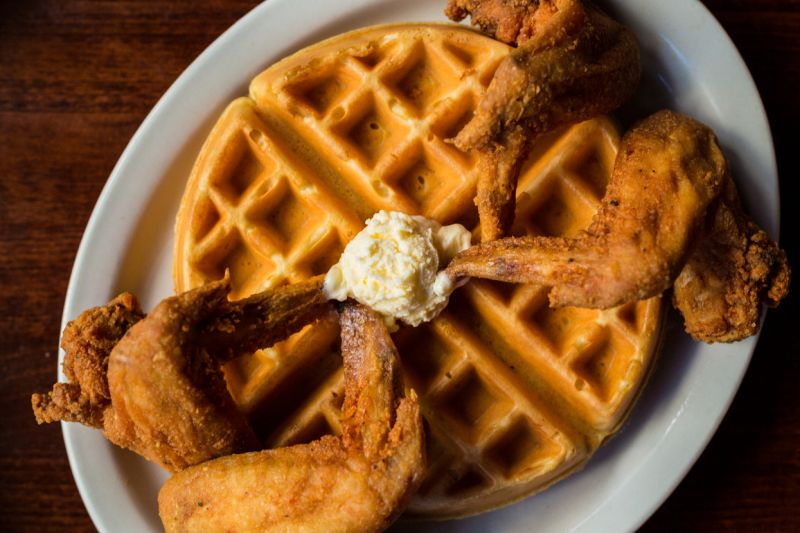 Kiki&#039;s Chicken and Waffles