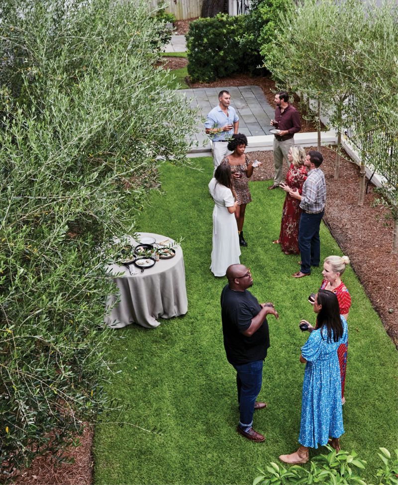 As her guests mingle on the lawn, sampling Geoff’s newest spice blends, Molly chats with Byrdhouse Public Relations partner Cat Taylor and Black Food Fridays founder KJ Kearney about efforts to lift up Black voices in the local food and beverage community.