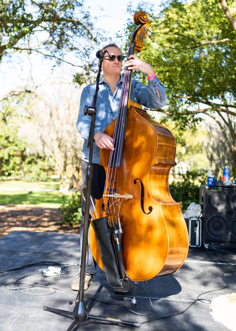 Dallas Baker and Friends serenaded guests with bluegrass tunes.