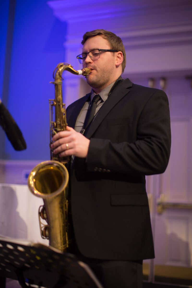 Saxophonist Chris Reardon joined in for a cocktail hour set.